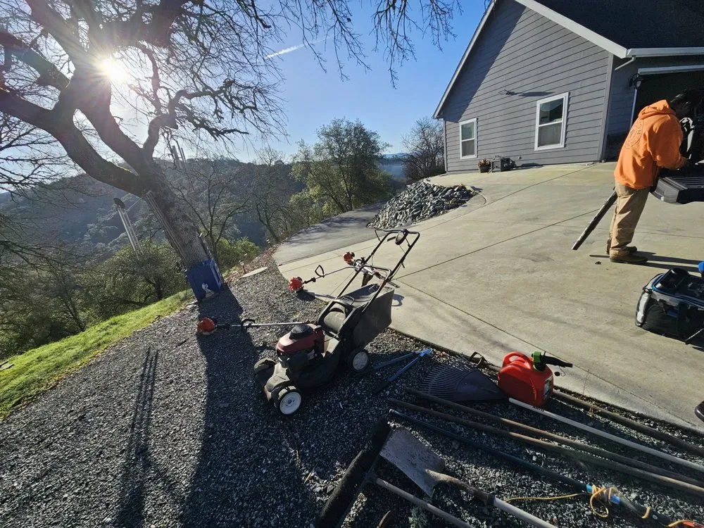 Reliable yard cleanup service for year-round maintenance in Ceres, CA by Top of Quality Lawncare & Maintenance Landscape