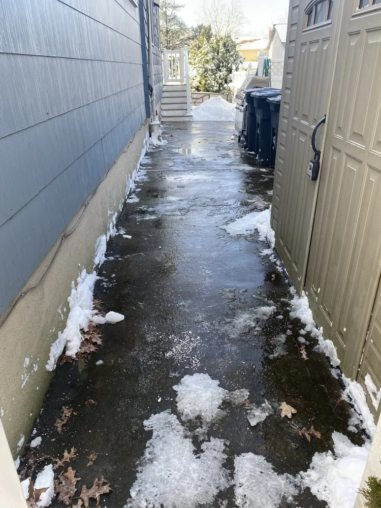 Expert landscaping services experts serving Piscataway, NJ - Top of the Line Lawn, Landscaping and Property Maintenance