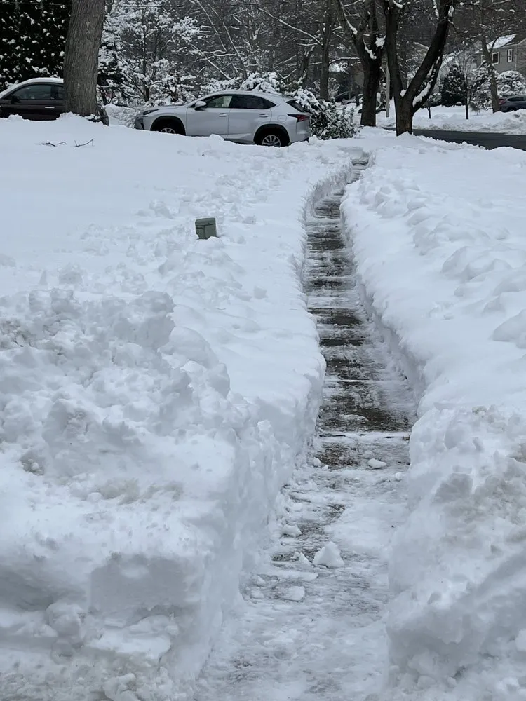 Trusted residential landscaping in Piscataway, NJ - Top of the Line Lawn, Landscaping and Property Maintenance