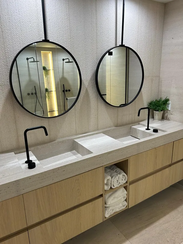 Affordable yard maintenance for year-round maintenance in San Fernando Valley, CA by Top One Builders