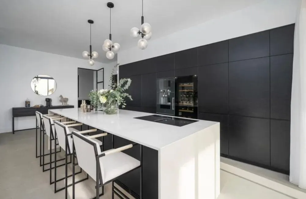 Professional yard cleanup service experts serving San Fernando Valley, CA - Top One Builders