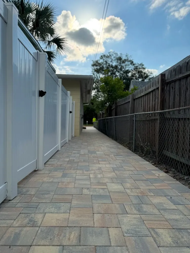 Top-rated landscaping services for outdoor upgrades across Tampa, FL - Top Rank Solutions