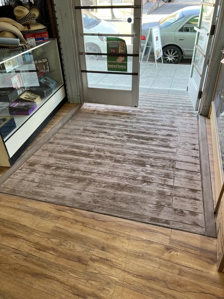 Reliable yard cleanup service experts serving Hollister, CA - Top Rock Construction