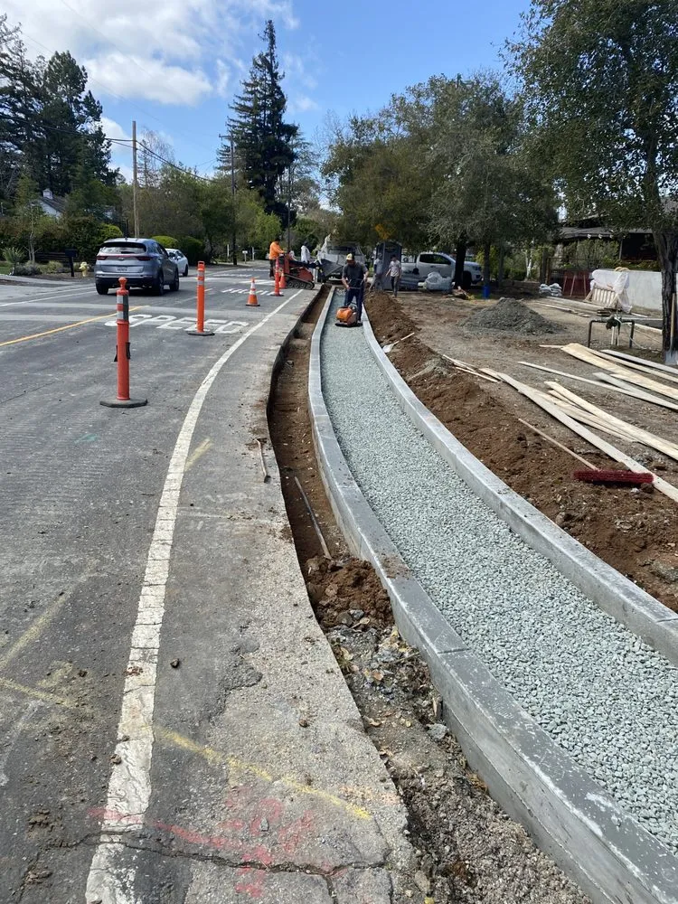 Expert lawn care service for beautiful yards across Hollister, CA - Top Rock Construction