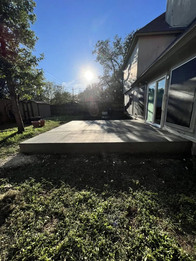 Affordable yard maintenance near you in Kyle, TX by Top Score Landscaping