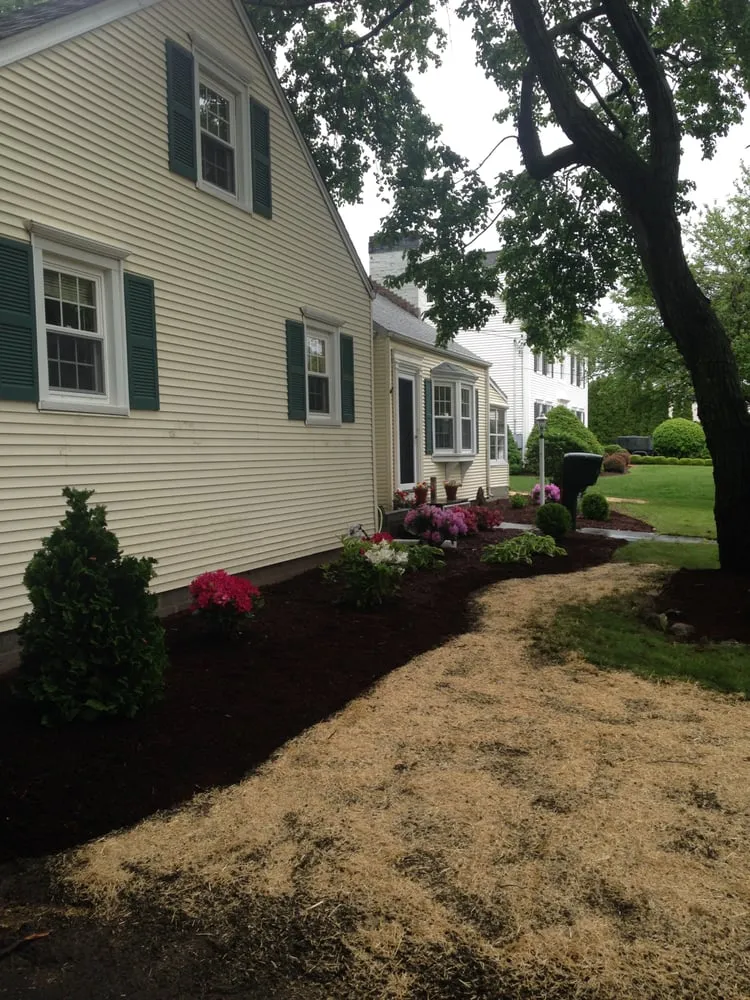Local yard maintenance in Milford, CT - Top Seed Landscaping