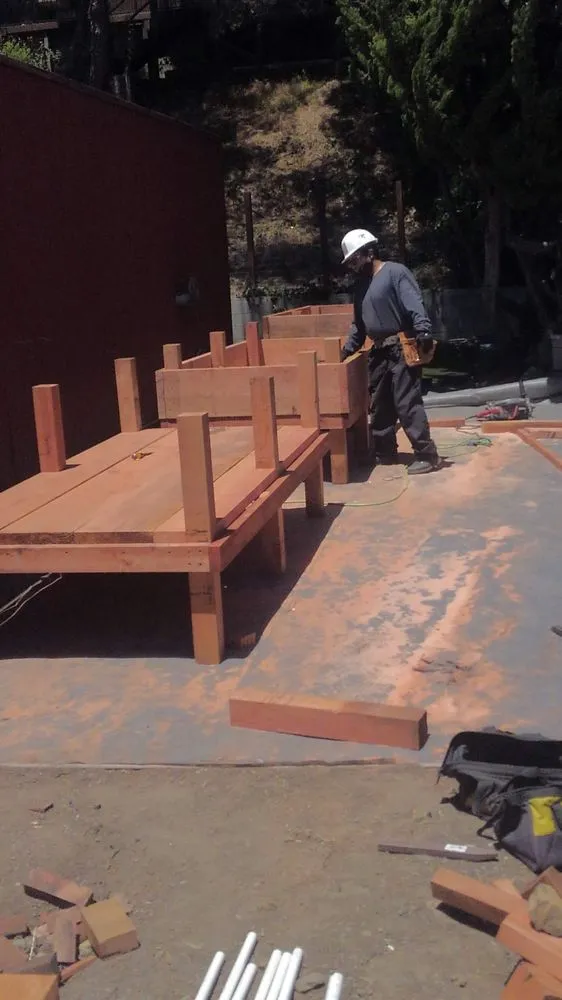 Affordable residential landscaping for year-round maintenance in Oakland, CA by Top Service Landscaping