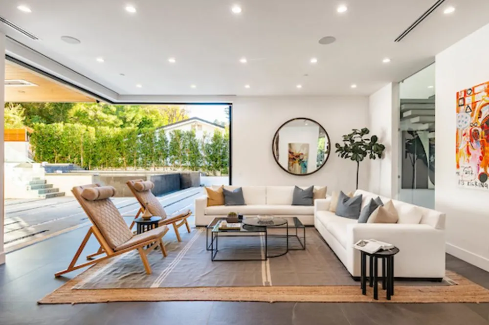 Local outdoor landscaping experts serving Sherman Oaks, CA - Top Team Builders & Design