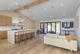 Reliable outdoor landscaping experts serving Sherman Oaks, CA - Top Team Builders & Design