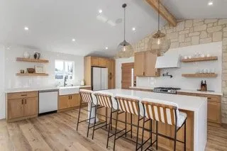 Professional landscaping services experts serving Sherman Oaks, CA - Top Team Builders & Design