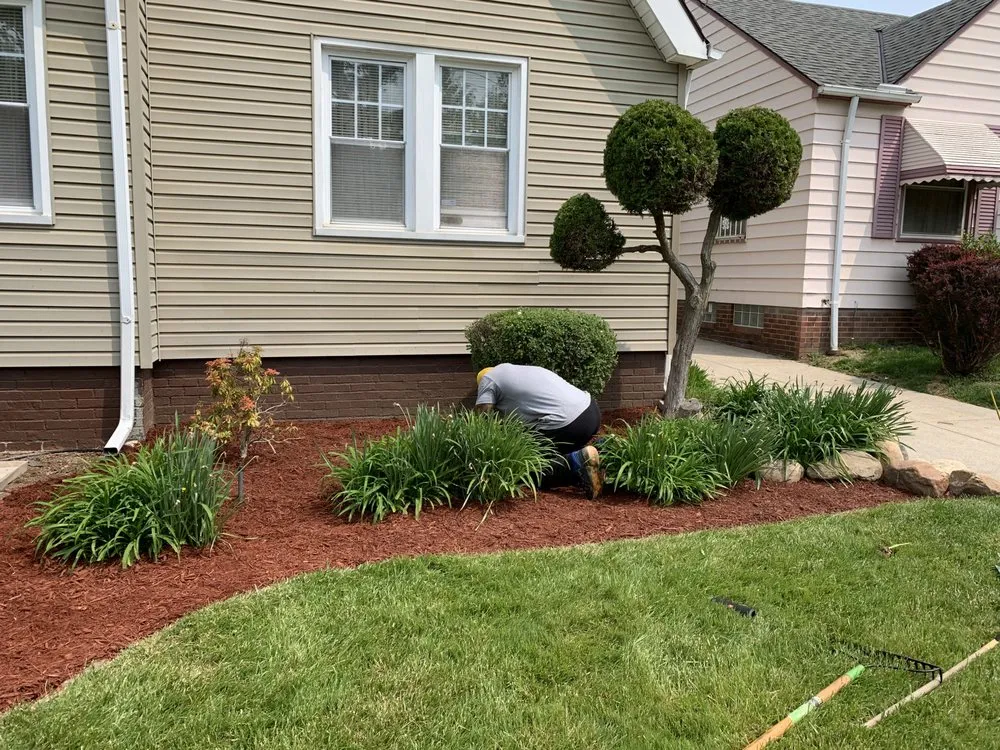 Reliable landscape design with custom design in cleveland heights, OH by Top Teer Landscaping
