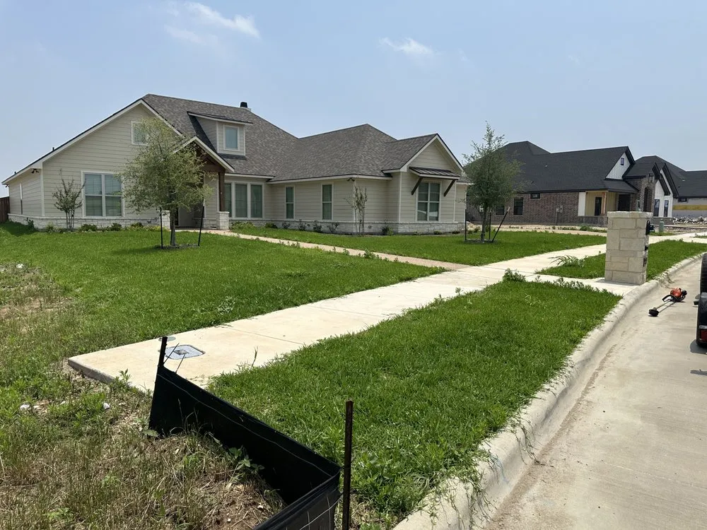 Custom yard cleanup service with custom design in China Spring, TX by Top Texas