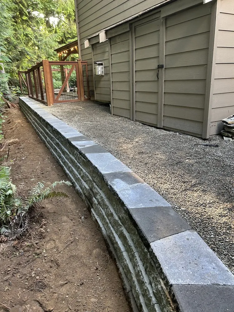 Affordable yard cleanup service in Snohomish, WA - Top Tier Landscape & Construction