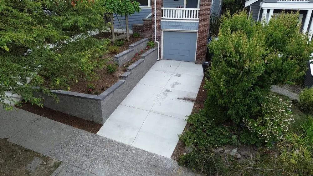 Trusted lawn care service experts serving Snohomish, WA - Top Tier Landscape & Construction