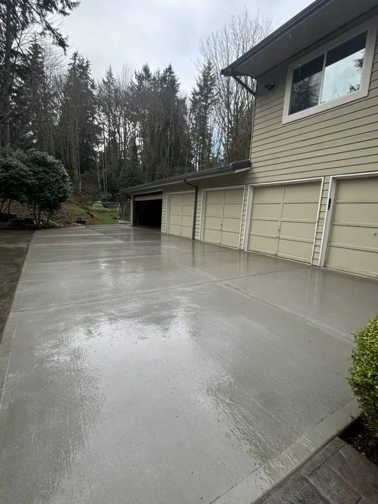 Professional landscaping services experts serving Snohomish, WA - Top Tier Landscape & Construction