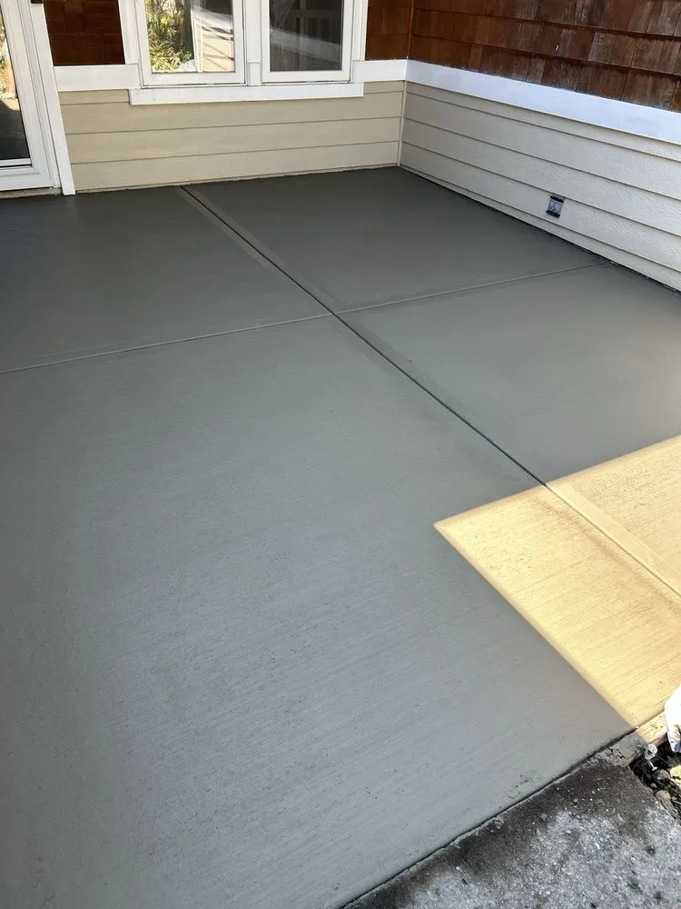 Trusted lawn care service experts serving Snohomish, WA - Top Tier Landscape & Construction