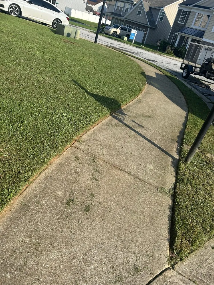 Affordable yard cleanup service for beautiful yards in Spartanburg, SC by Top Tier Lawncare