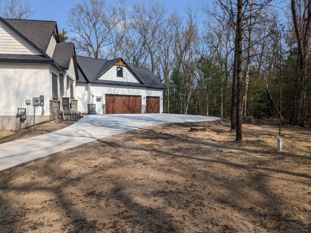 Reliable lawn care service experts serving Muskegon, MI - Top-Tier Outdoor Services