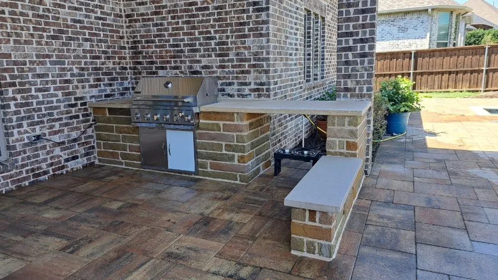 Professional lawn care service experts serving Frisco, TX - Top Tier RW