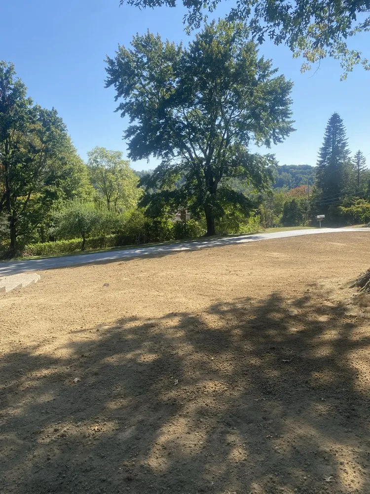 Local lawn mowing service experts serving Ford City, PA - Top Tier Turf Landscape