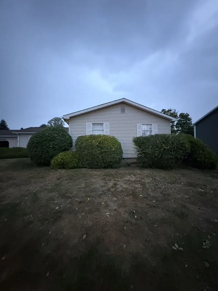 Reliable lawn mowing service experts serving Ford City, PA - Top Tier Turf Landscape