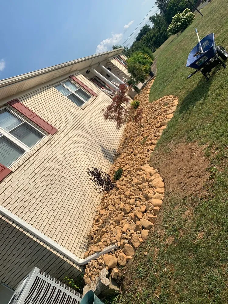 Expert landscape installation in Rogersville, TN - Top Turf Landscaping