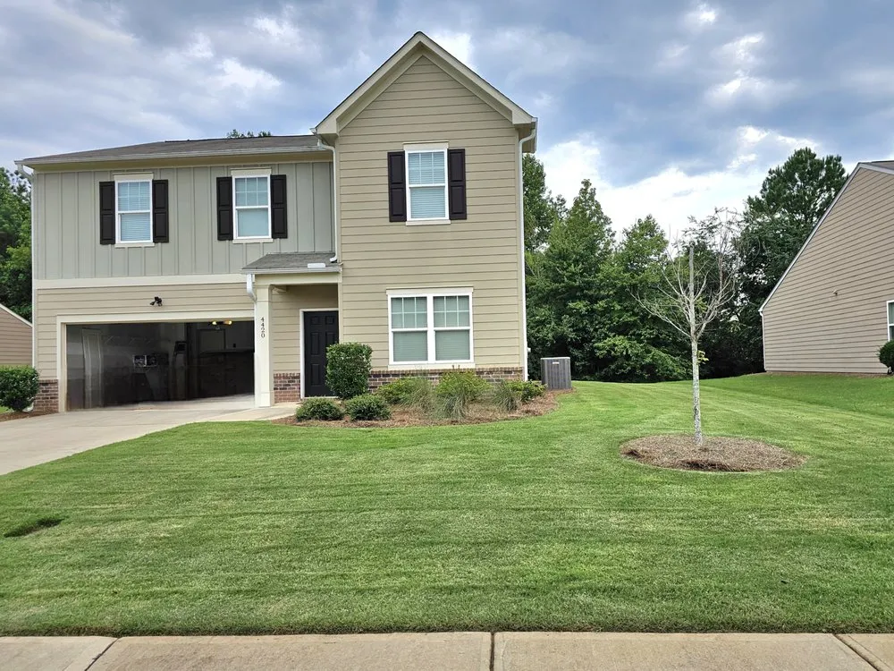 Trusted yard maintenance in Columbia, TN by Top Turf Lawn Care and Pest Management