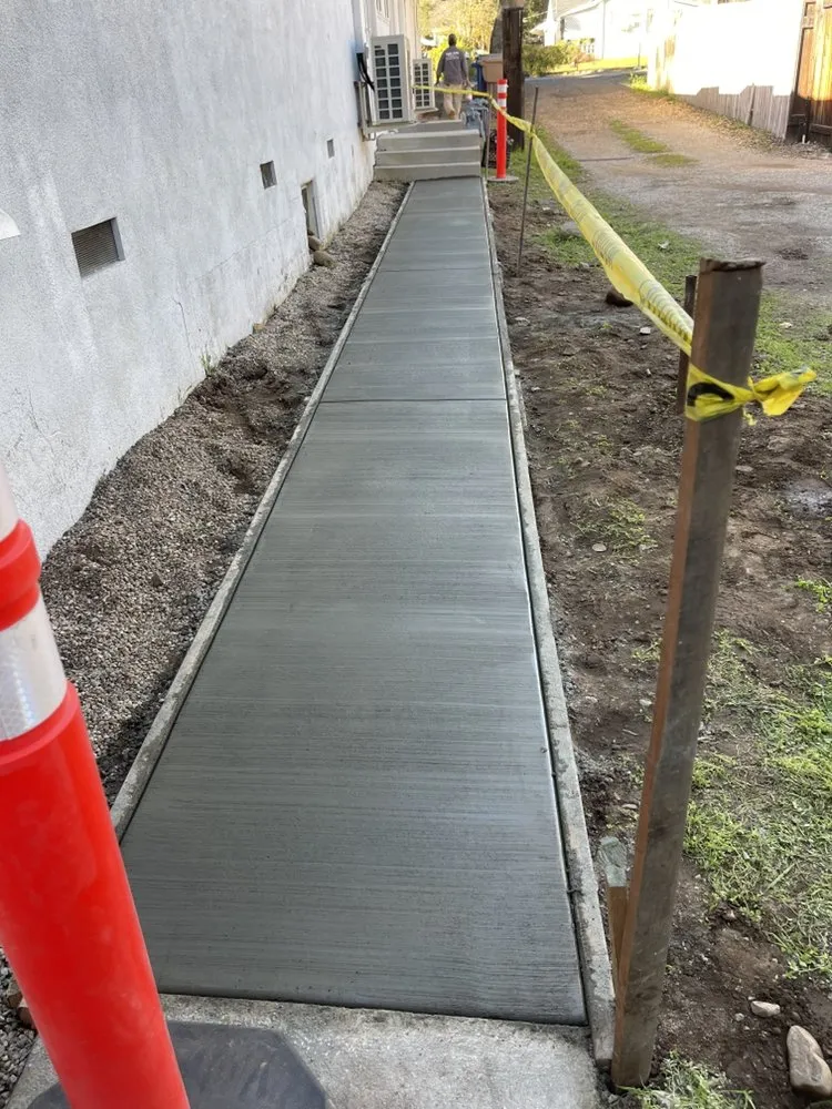 Top-rated landscaping services with custom design in Ventura, CA by Topa Topa Landscape