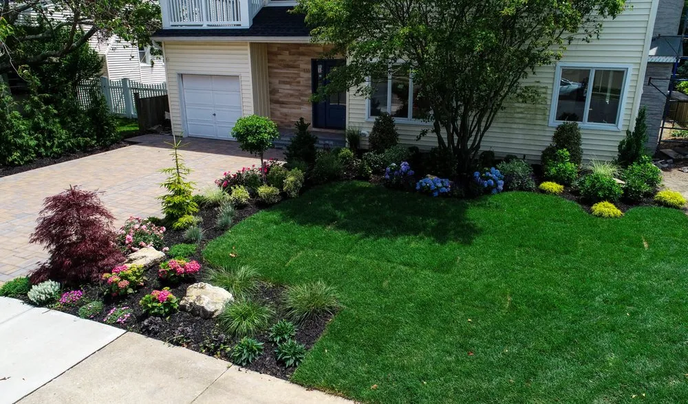 Local garden landscaping for homes in Oceanside, NY by Topaz Design Group
