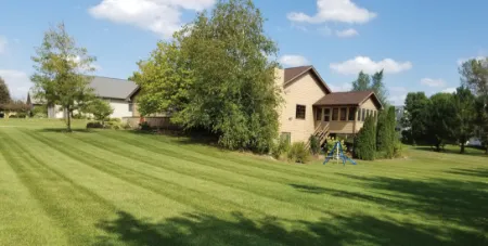 Top-rated residential landscaping for homes across Washingtion, IA - TopBlades Landscaping