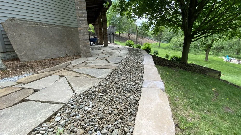 Custom yard maintenance in Washingtion, IA - TopBlades Landscaping