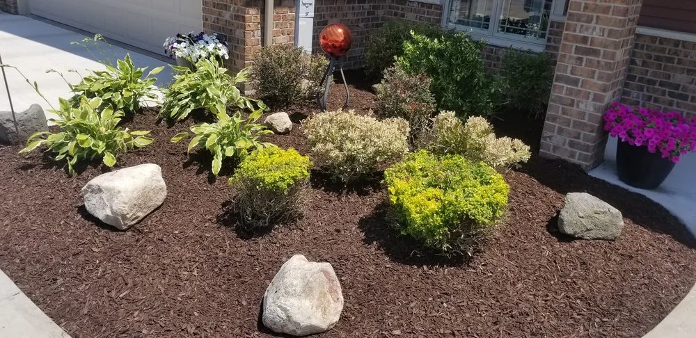 Top-rated lawn mowing service near you across Washingtion, IA - TopBlades Landscaping