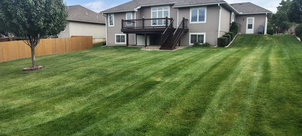 Custom garden landscaping experts serving Topeka, KS - Topeka Discount Lawn Service