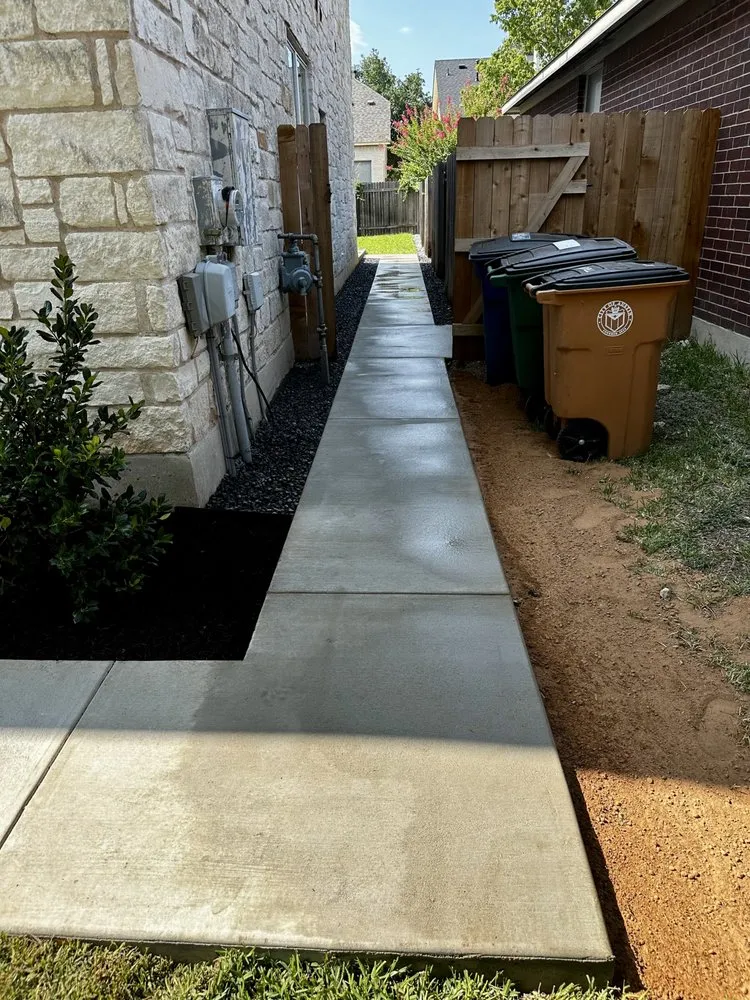 Reliable landscaping services experts serving Austin, TX - TopGrass Modern Landscapes