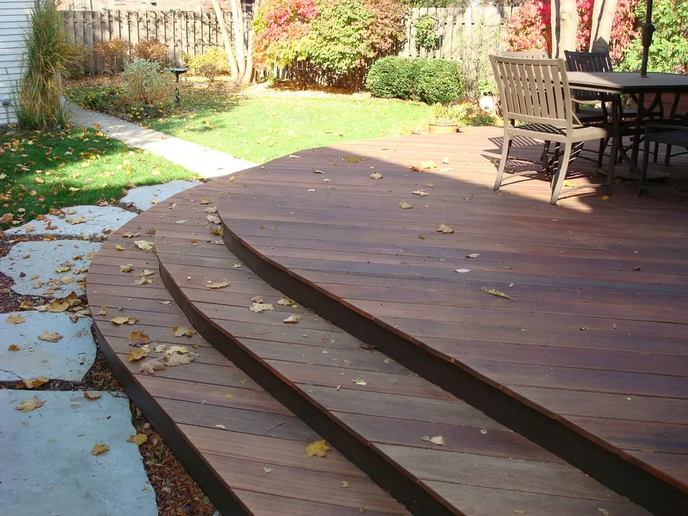 Affordable landscape design in Chicago, IL - Topiarius - Urban Garden & Floral Design