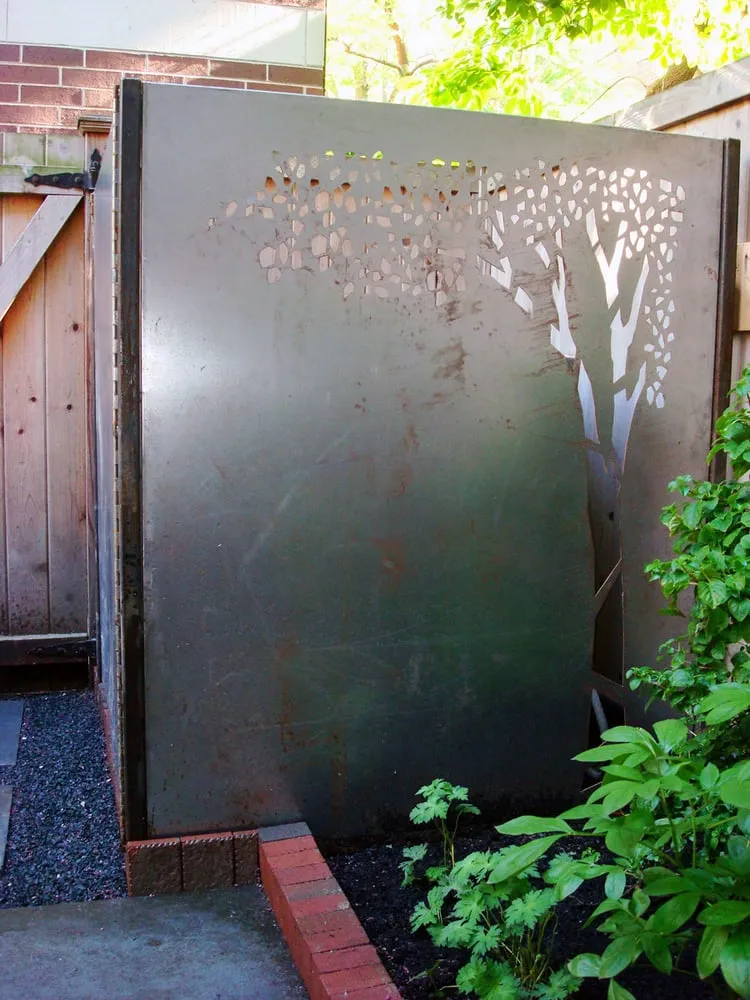 Top-rated lawn care service with custom design in Chicago, IL by Topiarius - Urban Garden & Floral Design