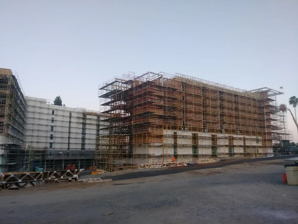 Top-rated yard maintenance in Hemet, CA by Topline Outdoor Works