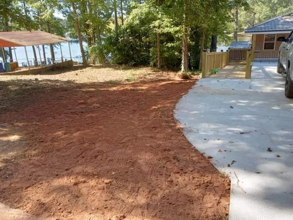 Top-rated outdoor landscaping experts serving LaGrange, GA - Topnotch landscaping and outdoor services