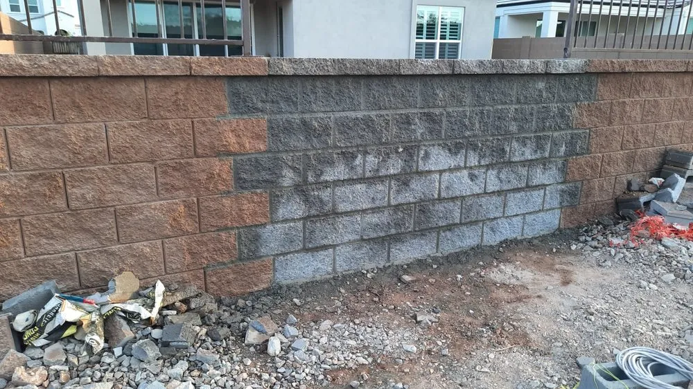 Custom residential landscaping in Phoenix, AZ by Topo Hardscaping and Pools