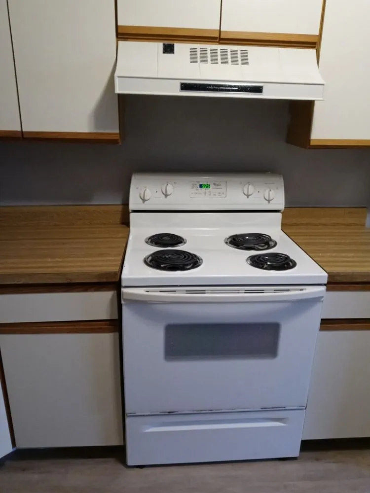 Top-rated landscaping services experts serving Highland, IN - TOPP 2 BOTTOM