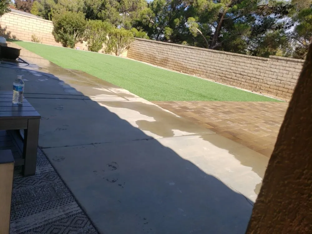 Top-rated lawn care service for residential properties across Lake Los Angeles, CA - Topp Gunn Landstructions