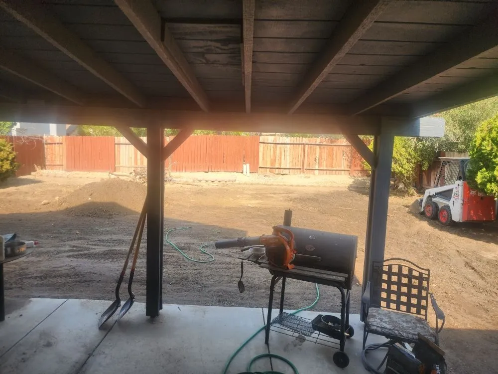 Expert outdoor landscaping in Lake Los Angeles, CA - Topp Gunn Landstructions