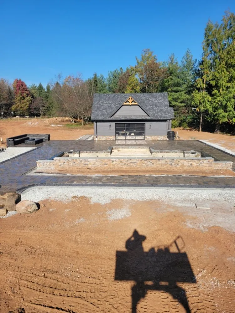 Custom lawn mowing service in Hanover, PA by Topper Outdoor Living