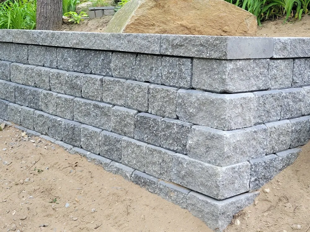 Local lawn care service experts serving Billerica, MA - Topping Landscaping