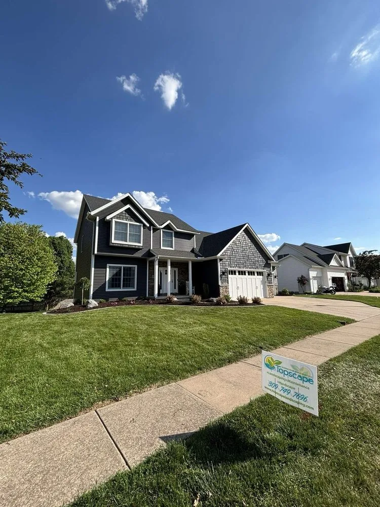 Custom yard maintenance in Moline, IL - Topscape Landscaping