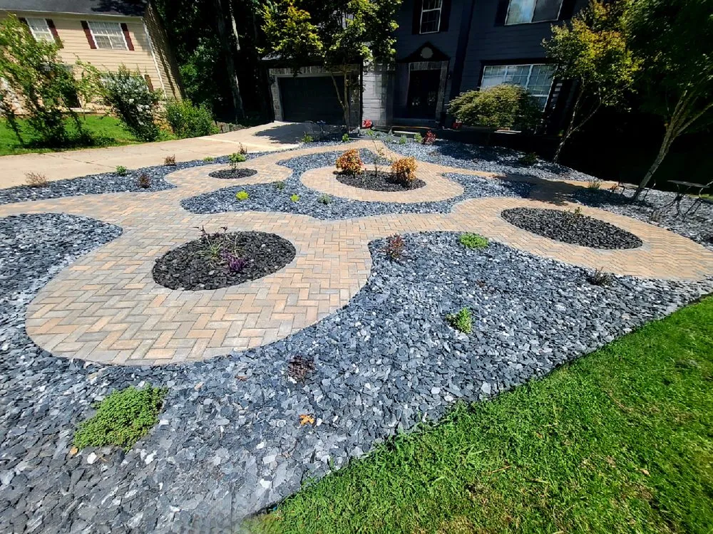 Reliable yard cleanup service experts serving Lawrenceville, GA - Toranzo's Landscape