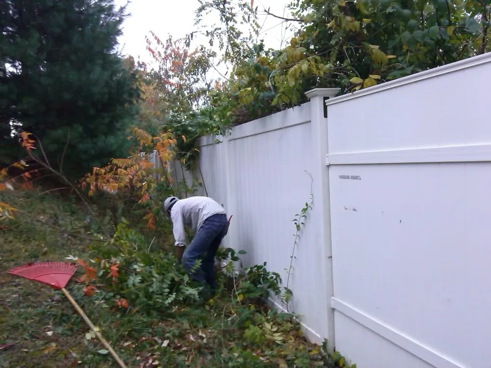 Affordable garden landscaping experts serving Norwich, CT - Torillo's Landscaping