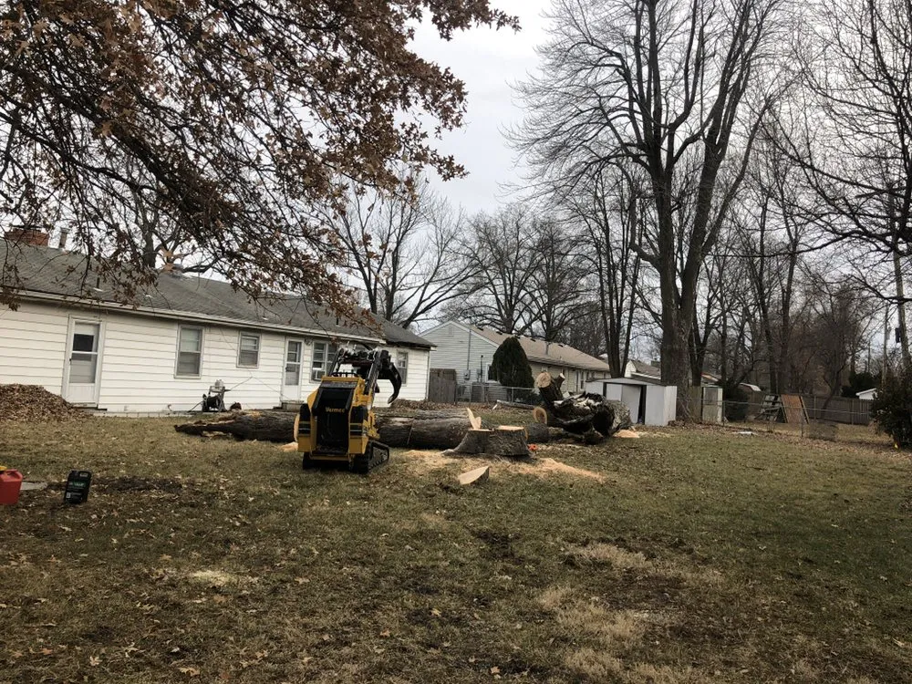 Expert yard maintenance in Kansas City, KS - Tornado Lawn & Tree Service