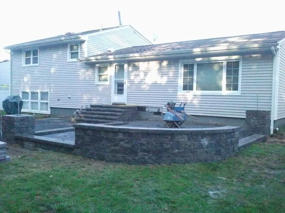 Custom landscaping services experts serving Lake Wales, FL - Toro General Contractors