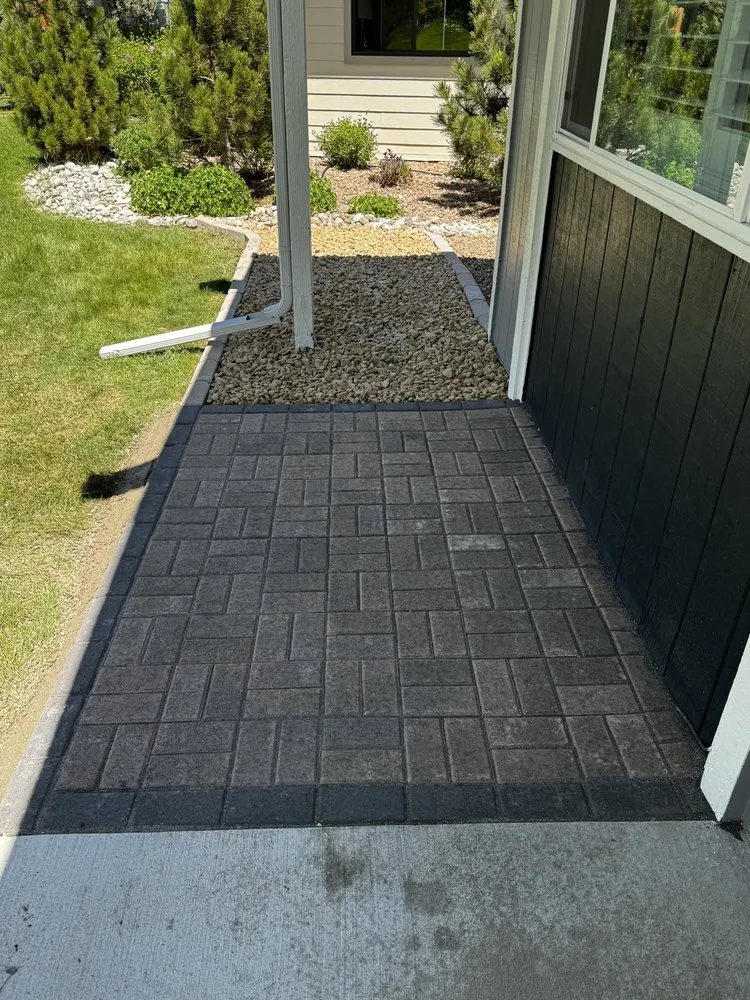 Professional landscape installation experts serving Keenesburg, CO - Toro Landscape